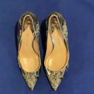 Paul Andrew silver brocade pump. Size 38 Or Size 8. Made in Italy